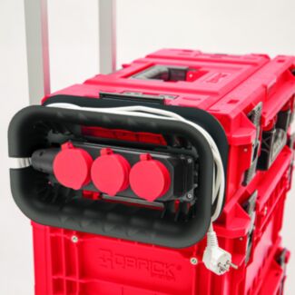 Držák na kabely Qbrick System PRO se zásuvkovou lištou
